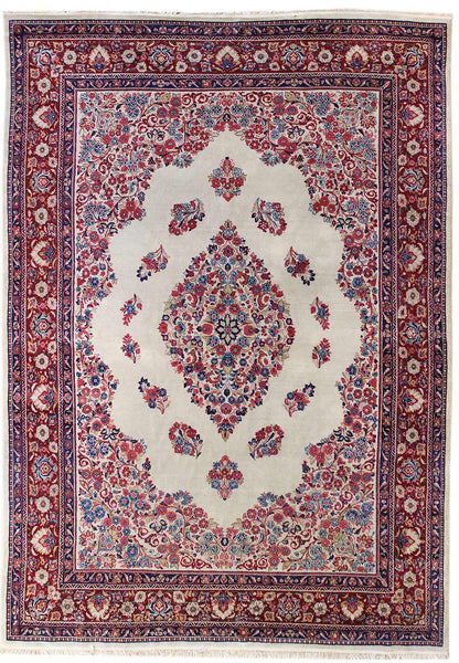 Antique Sarouk Handwoven Traditional Rug