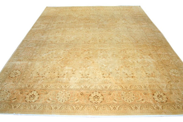 Tabriz Handwoven Traditional Rug