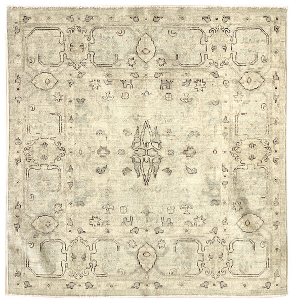 Tabriz Handwoven Traditional Rug