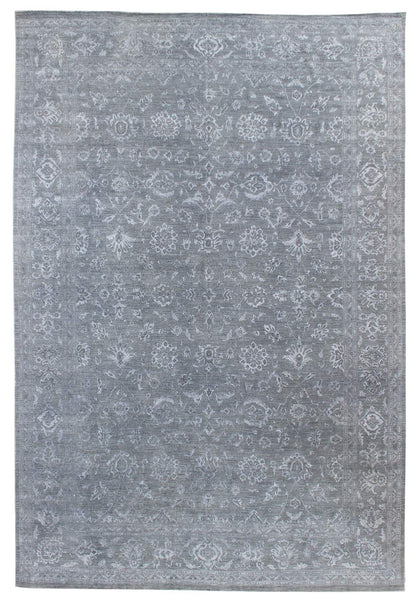 Amritsar Handwoven Transitional Rug J42201: Gray area rug with intricate floral pattern, perfect for adding transitional style to any room.
