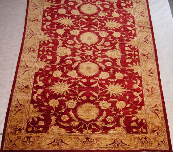 Agra Handwoven Traditional Rug