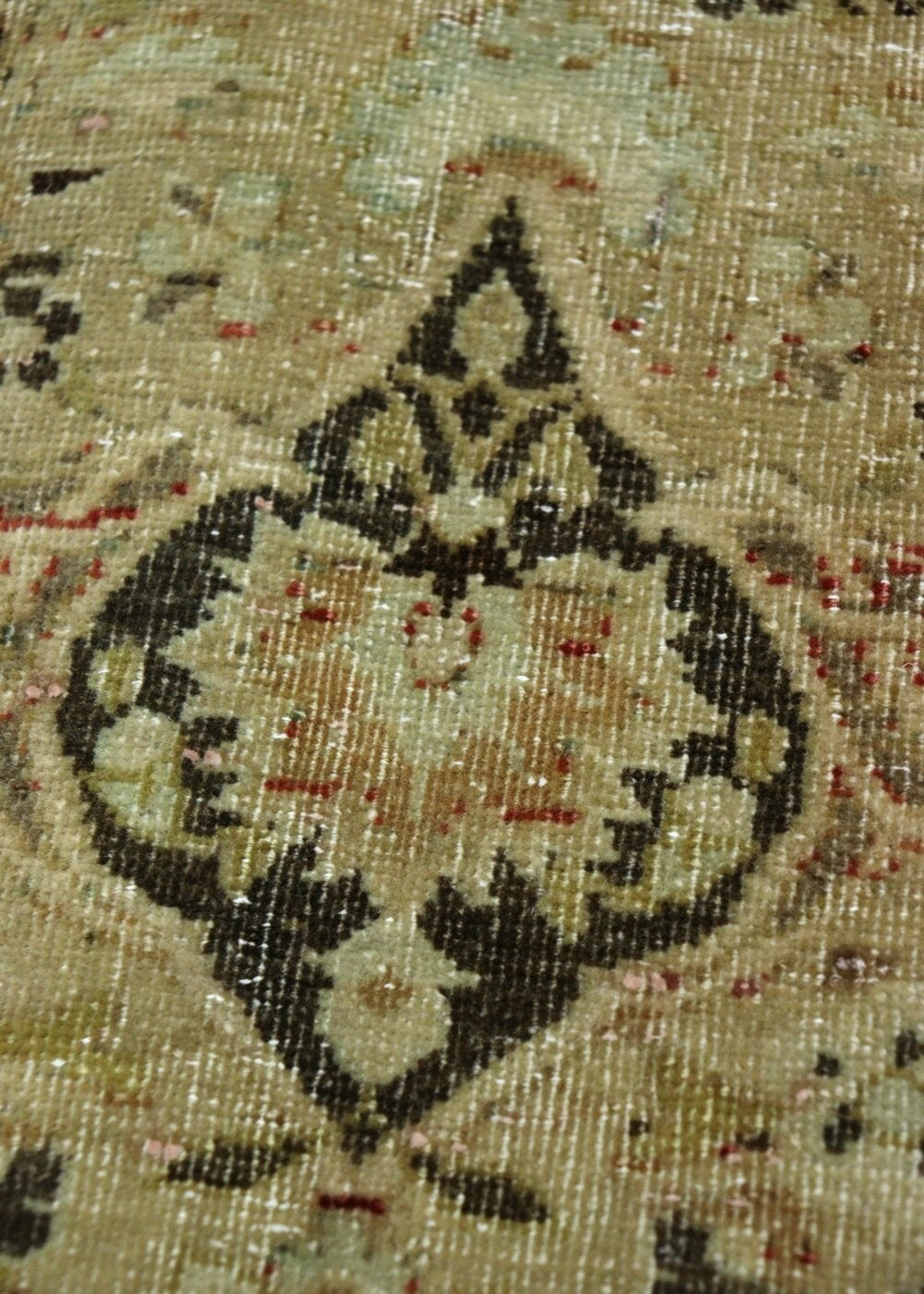 Vintage Keshan Handwoven Traditional Rug, J68621