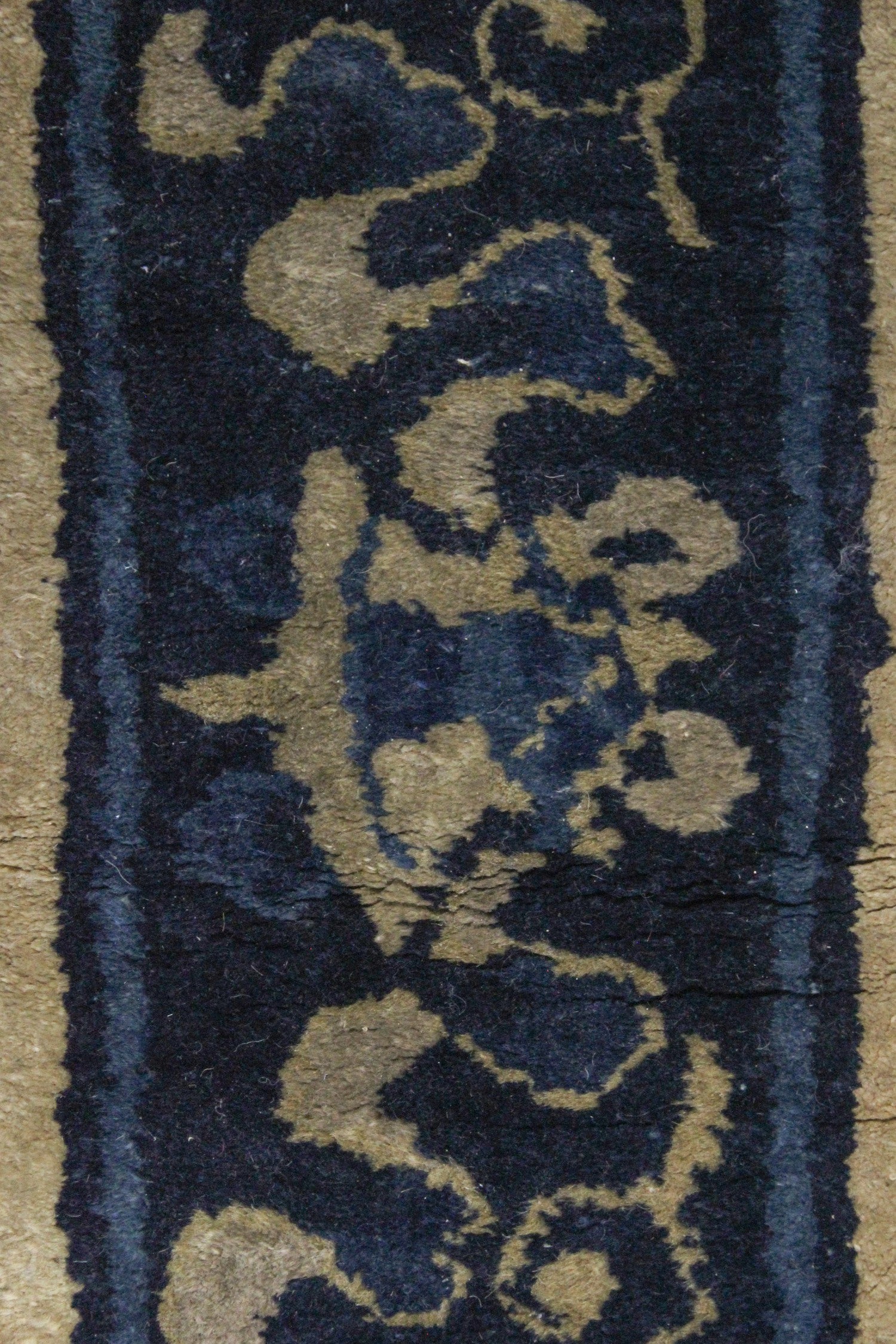 Antique Peking Handwoven Traditional Rug, J69854