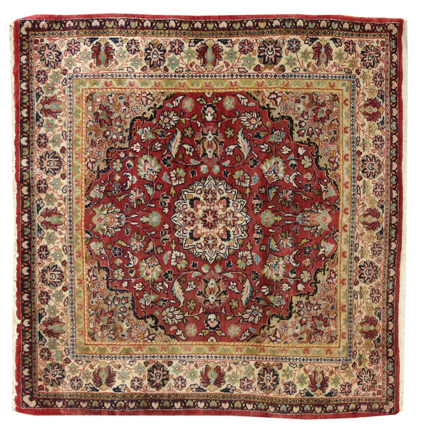 Antique Sarouk Handwoven Traditional Rug