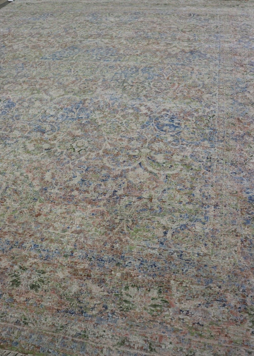 Erased Handwoven Transitional Rug, J68051