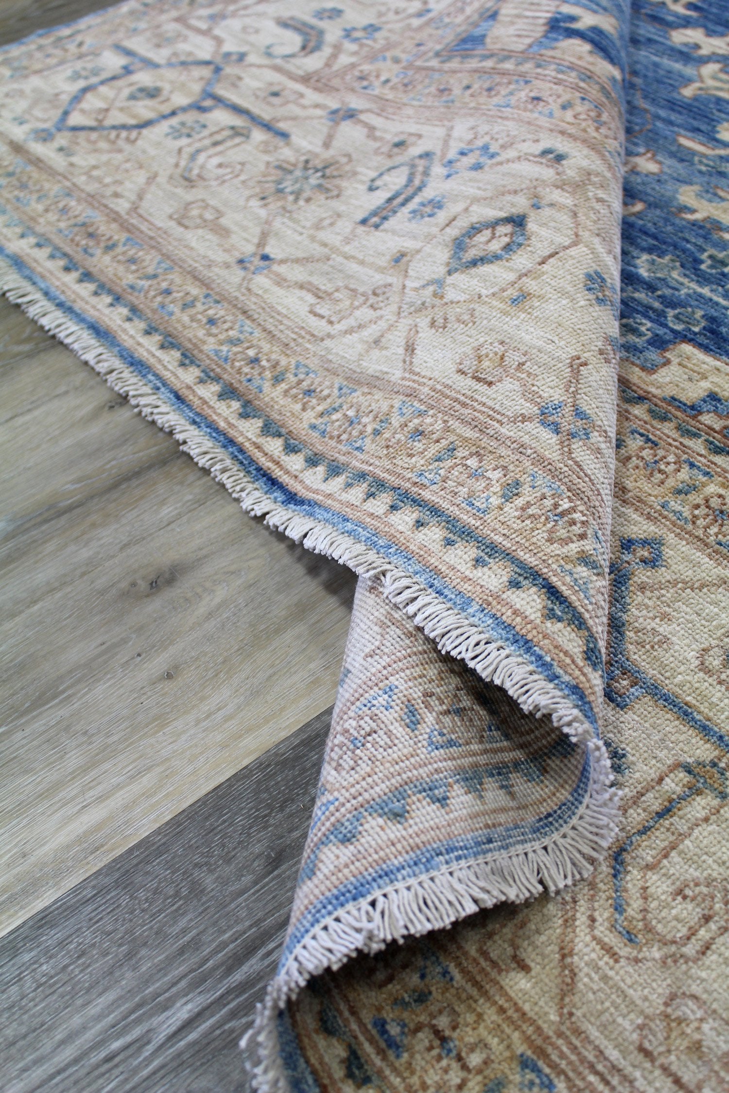 Harshang Handwoven Transitional Rug, J62596