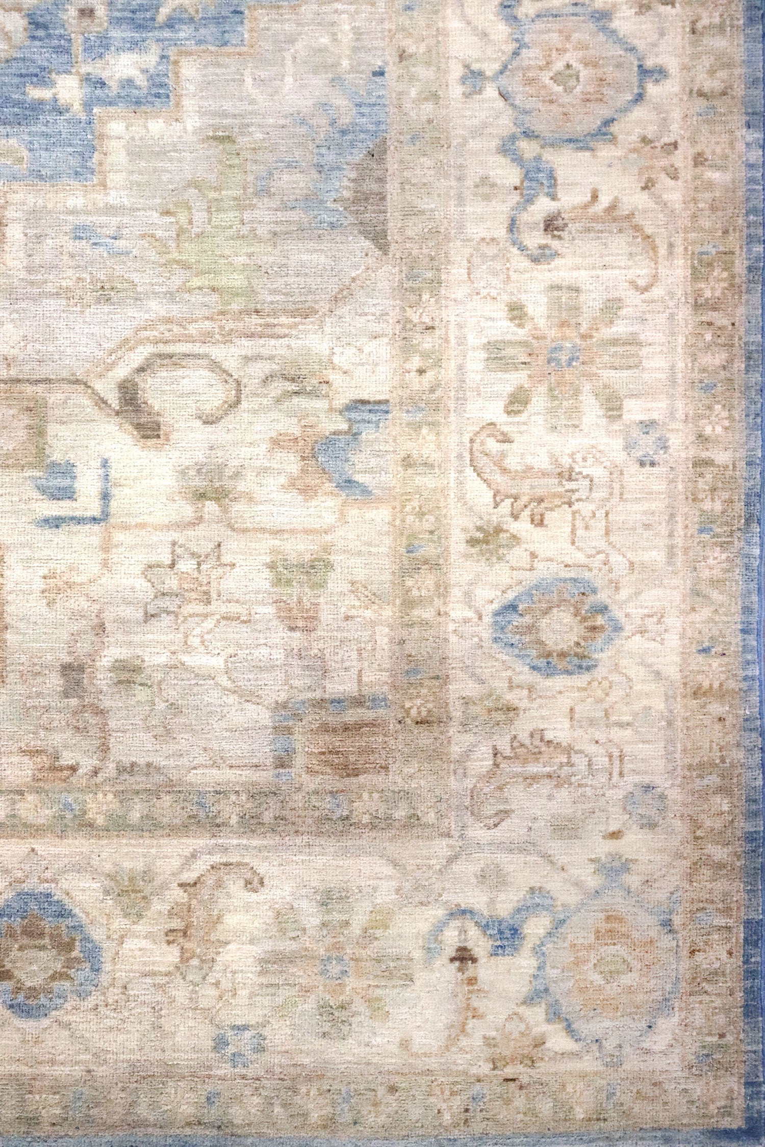 Serapi Handwoven Transitional Rug, J63807