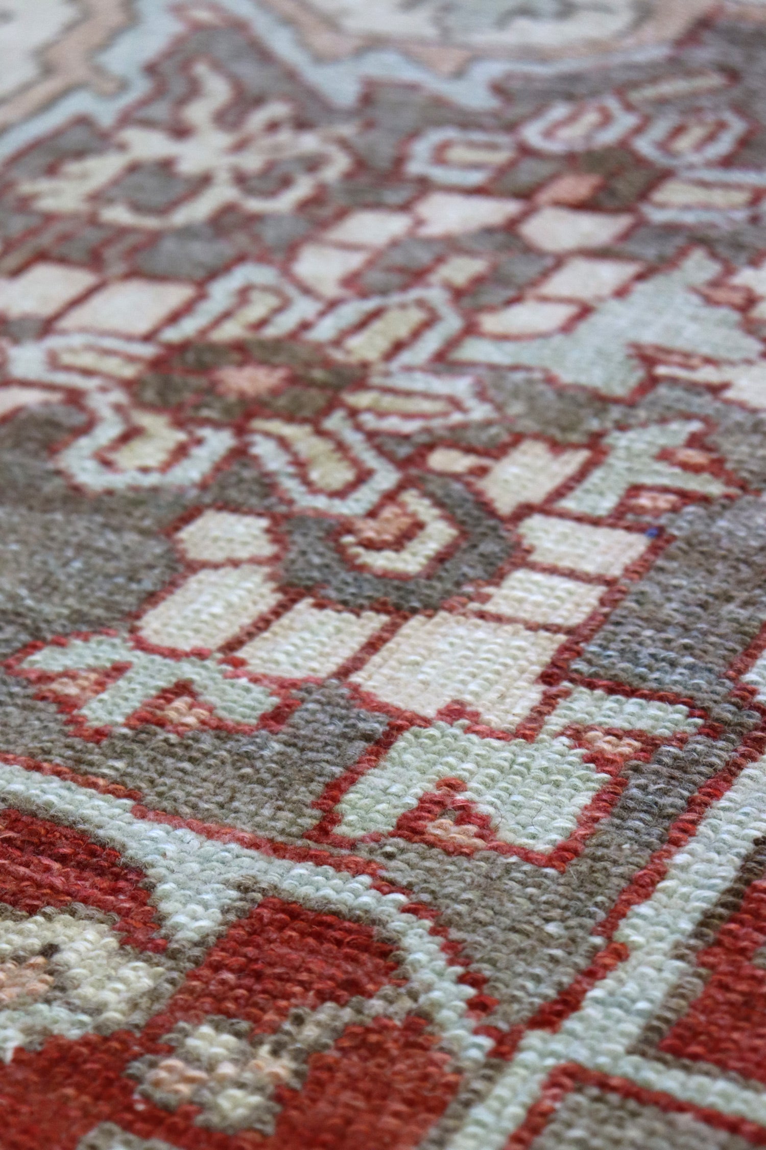 Vintage Bakhtiari Handwoven Tribal Rug, J65275