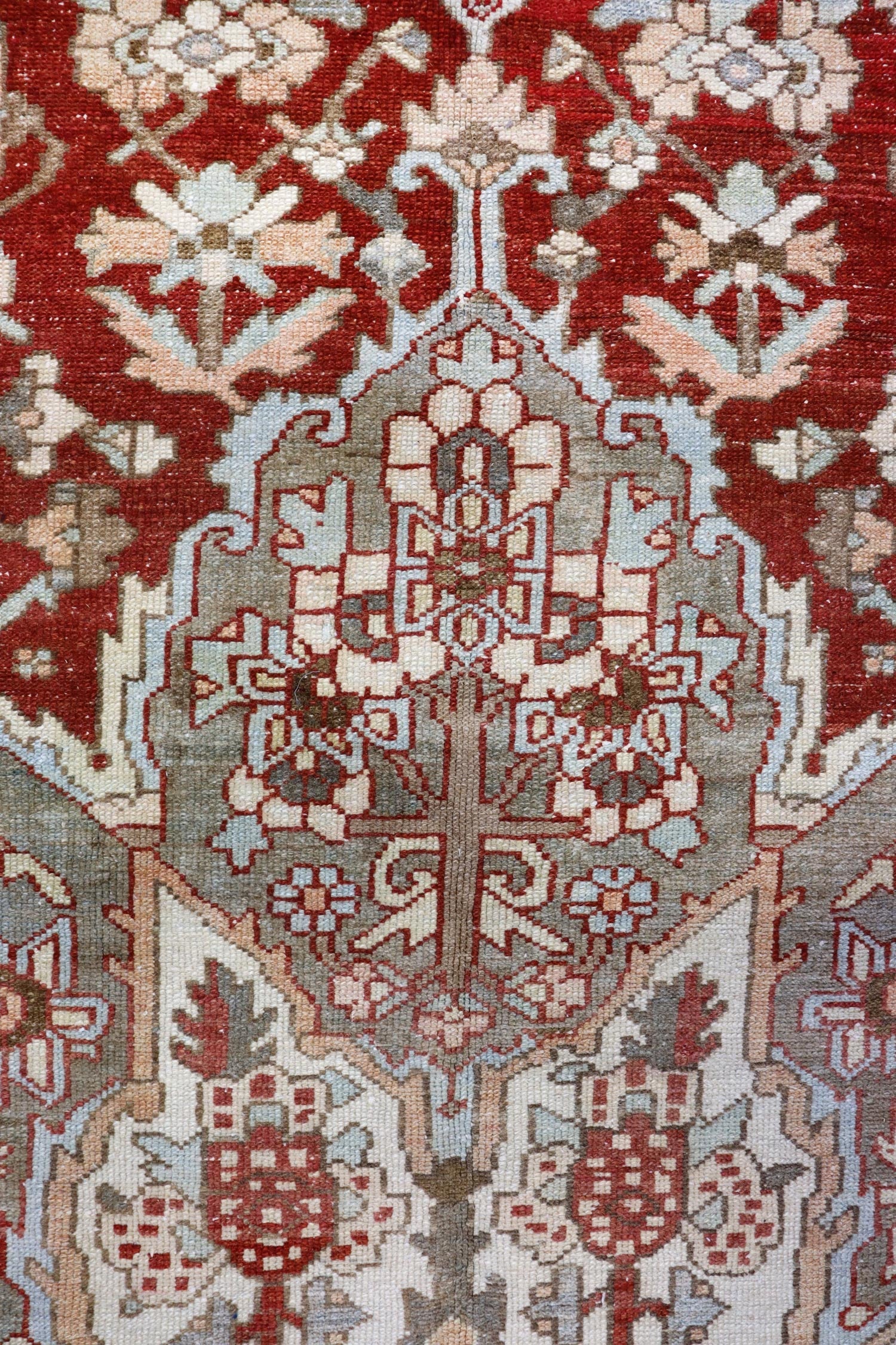 Vintage Bakhtiari Handwoven Tribal Rug, J65275