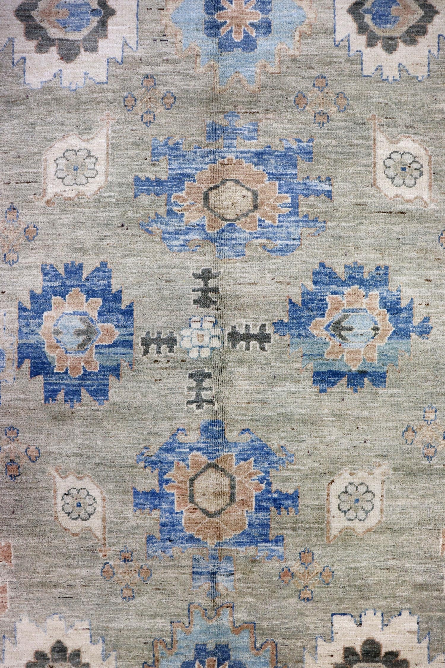 Bakshaish Handwoven Tribal Rug, J65426