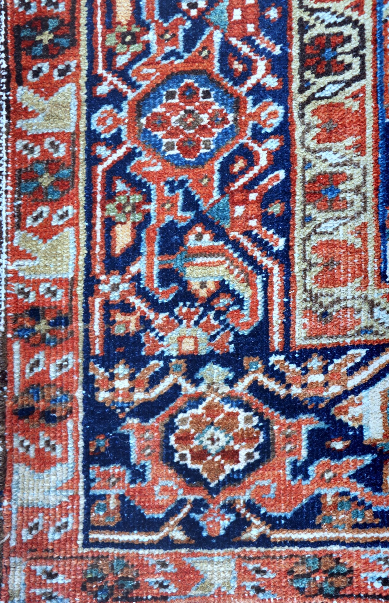 Vintage Heriz Handwoven Tribal Rug, J68383